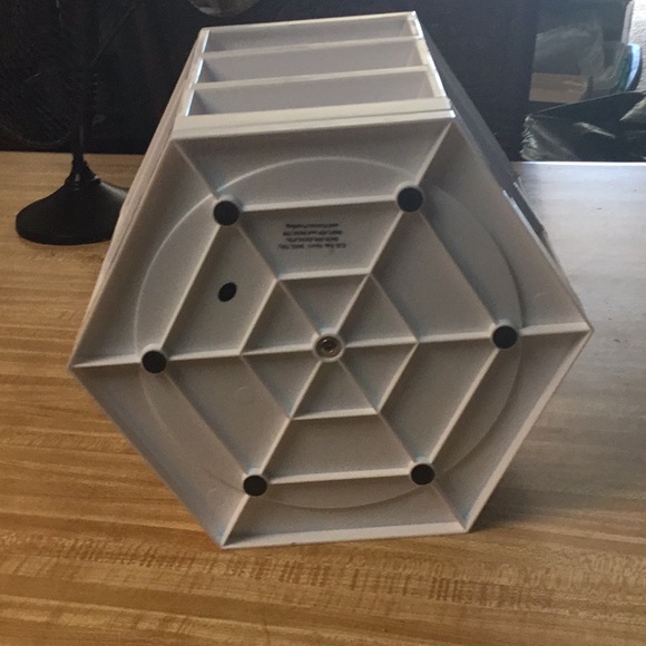 Makeup Holder Large - Picture 7 of 7